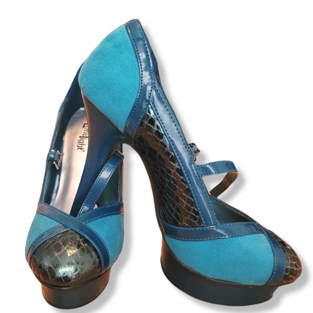 Limelight green teal platform heels size 6.5